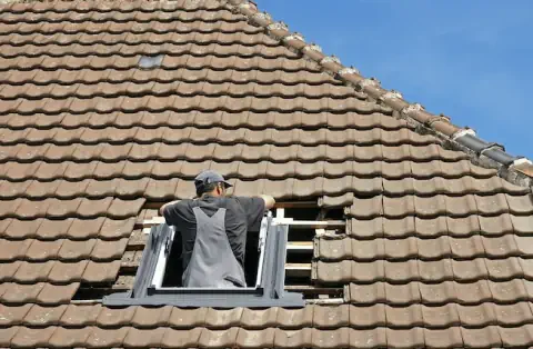 Pose de velux - Jaligny-sur-Besbre